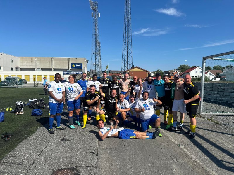 Etter siste kamp mot Raufoss hvor vi vant 8. plass