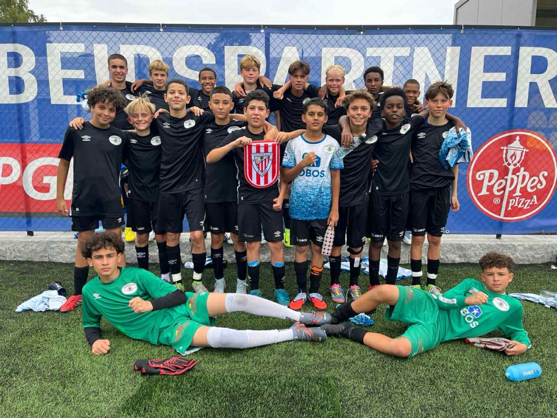 Josef og Lamek fra Lindeberg var en del av Groruddalen-laget i den historiske seieren over Atletic Club de Bilbao.